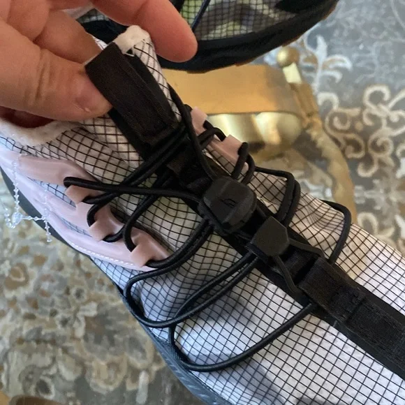 The North Face Women’s Oxeye Tech TNF White/TNF Black shoes - Picture 11 of 17